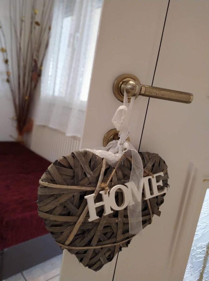 Nice And Cosy House 2 Larissa Buitenkant foto